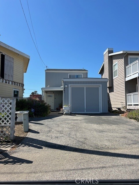 Building Photo - 361 Harvey St