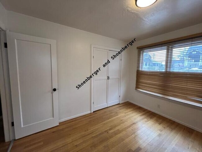 Building Photo - 343 Stewart Street