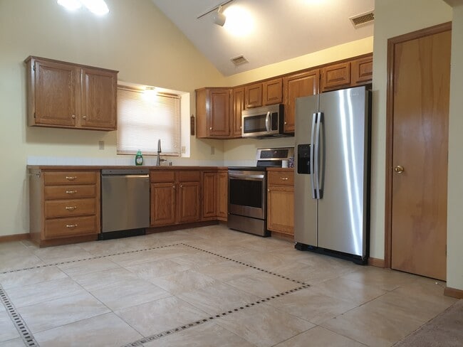 Building Photo - 2811 Winterbrook Cir