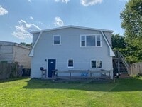Building Photo - 1125 W Shore Rd