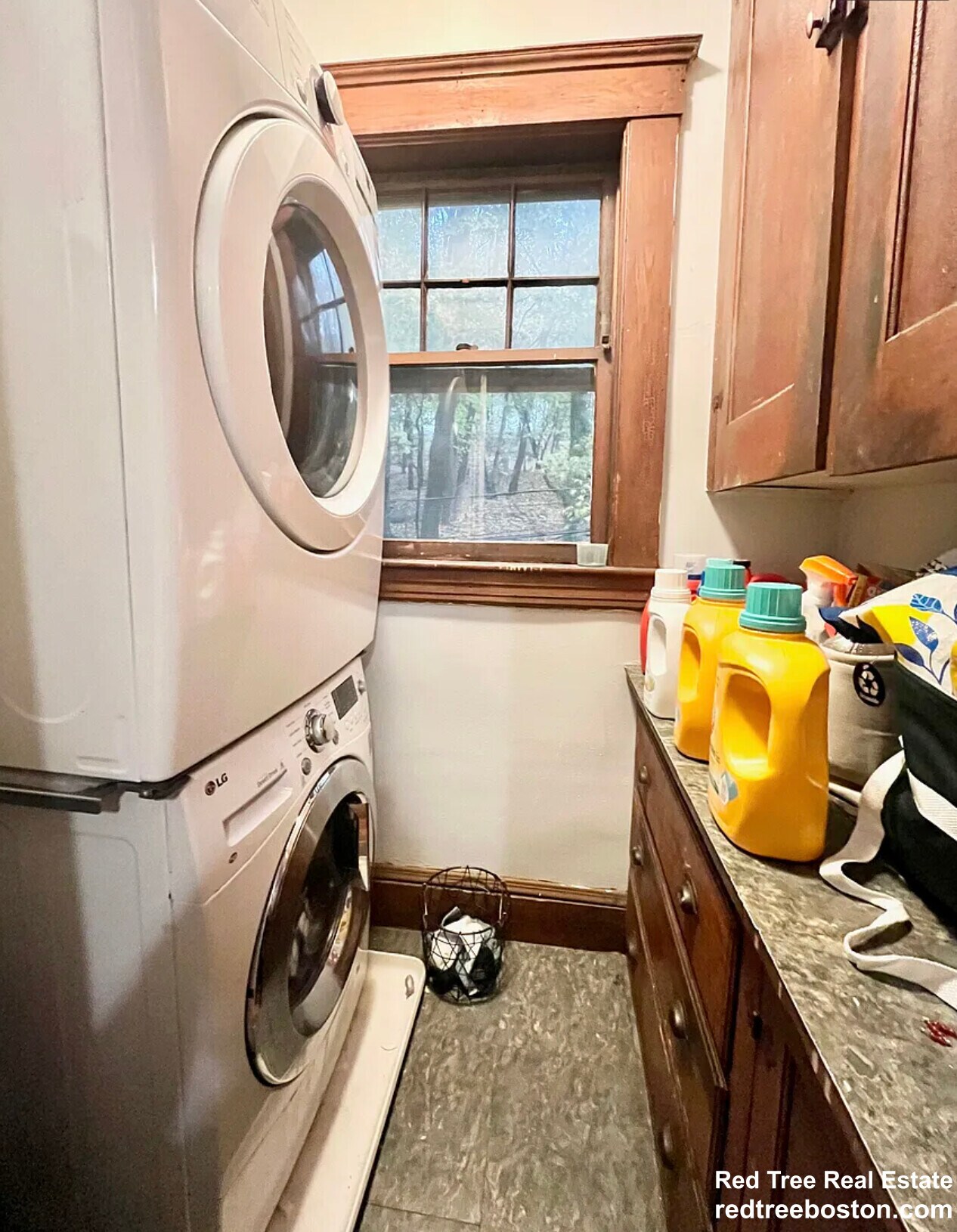 Building Photo - 18 Sachem St