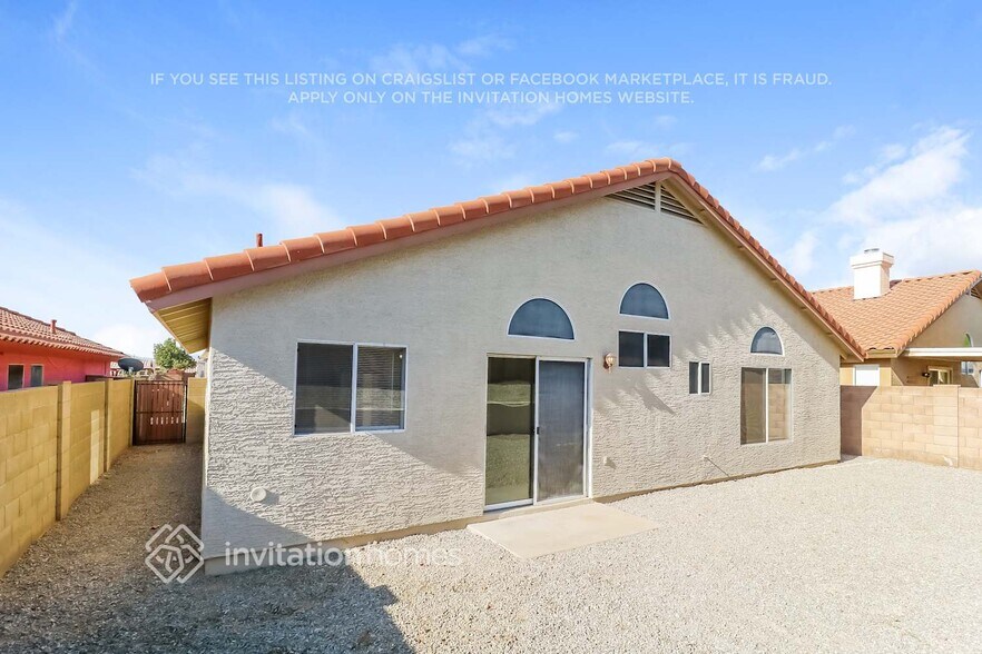 Building Photo - 11312 W Puget Ave