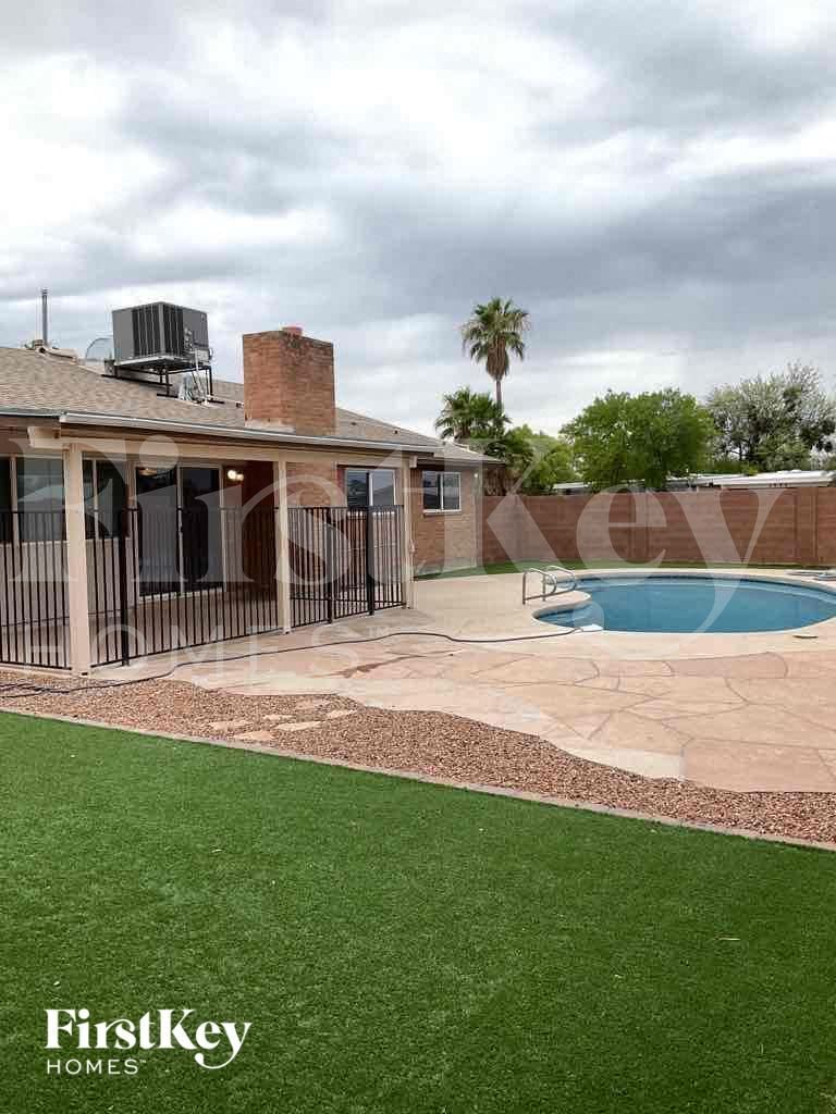 Building Photo - 8501 E Lee Pl