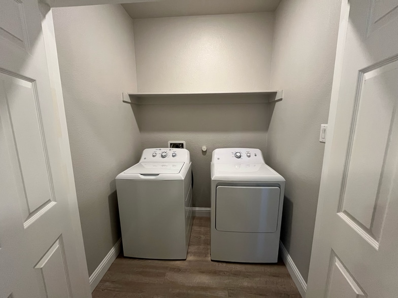 Building Photo - 3118 Hemphill St