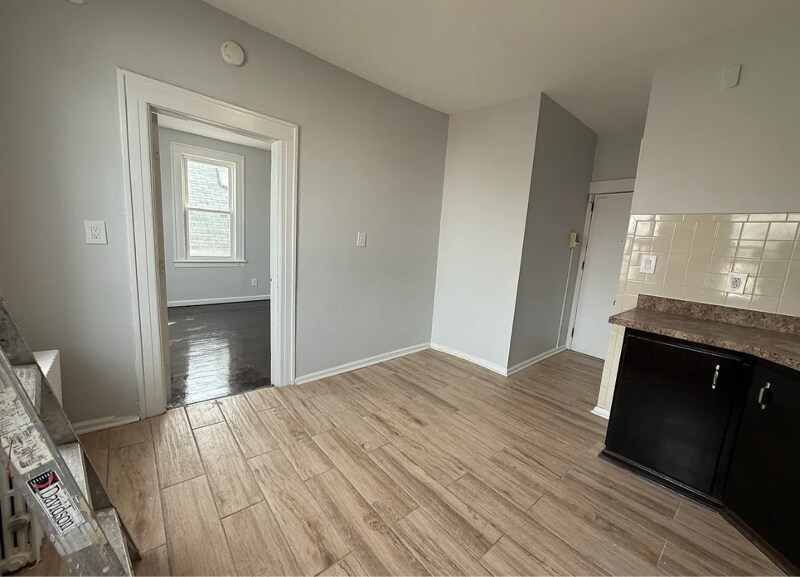 Building Photo - 202 Ackerman Ave