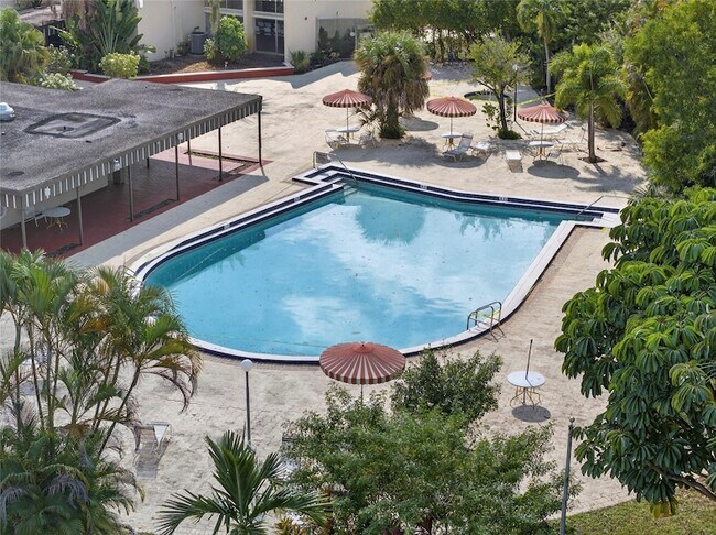 Building Photo - 7300 NW 17th St