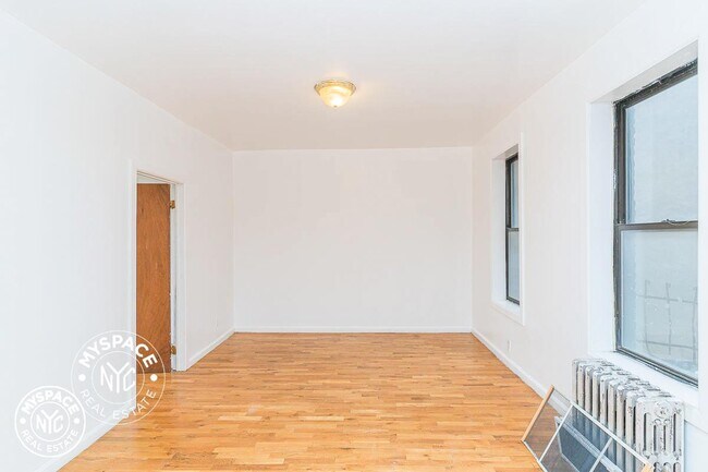 Building Photo - 77 Division Ave