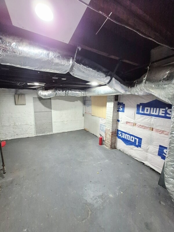 Building Photo - 2723 Fendall Ave