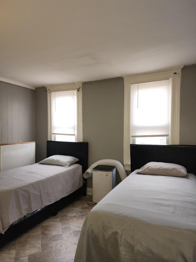 Building Photo - 3111 McElderry St