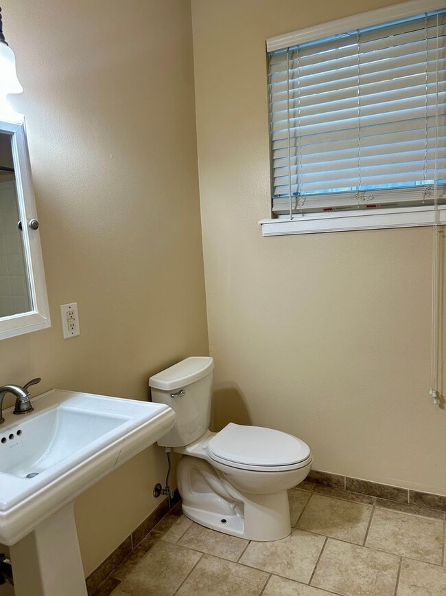 Building Photo - Vicksburg