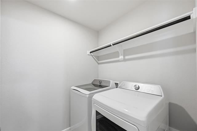 Building Photo - 501 Big Bnd Pkwy