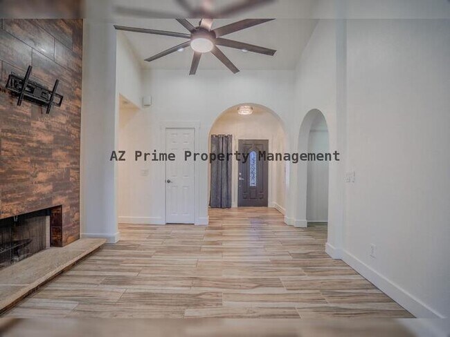 Building Photo - 9054 N 84th Ln