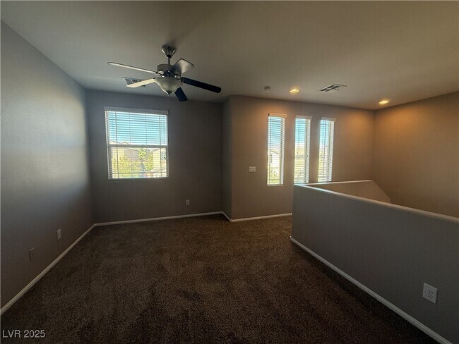 Building Photo - 9341 Forest Meadows Ave