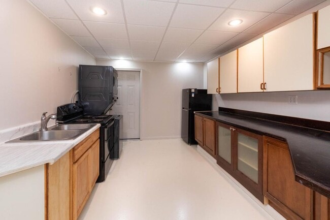 Building Photo - 43 Kennedy Rd