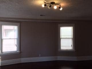 Building Photo - 305 First St