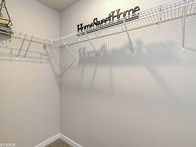 Building Photo - 856 NE Larkspur Ave