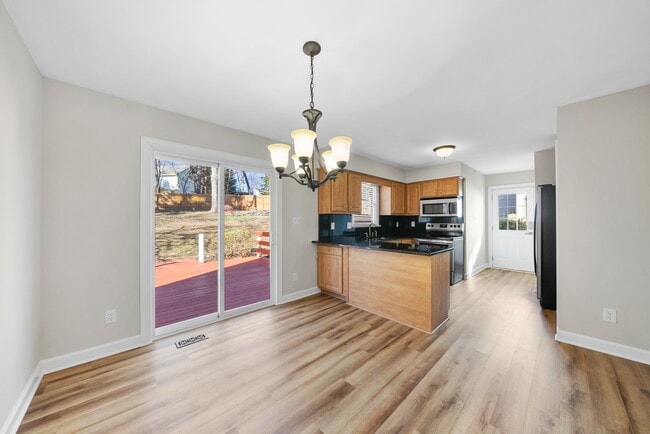 Building Photo - 8313 Bellingham Cir