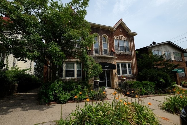 Building Photo - Linden Hills | 2716