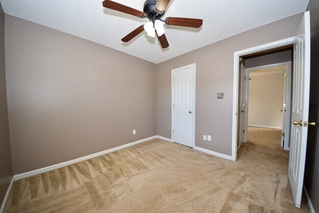 Building Photo - Wonderful 3 bed, 2 bath home near Shelby Farms Park.