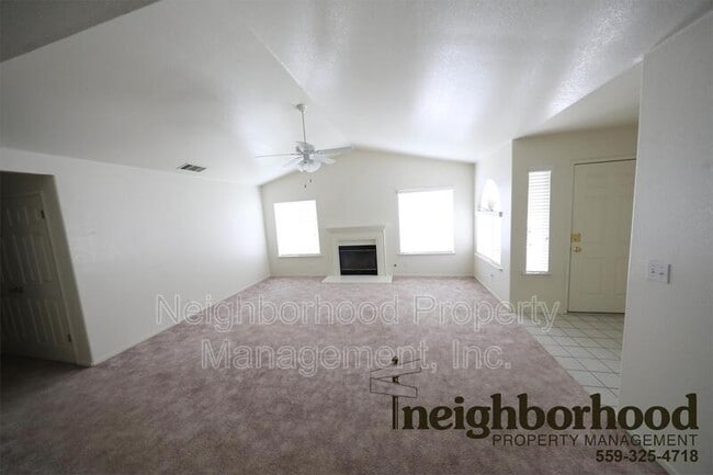 Building Photo - 788 Spruce Ave