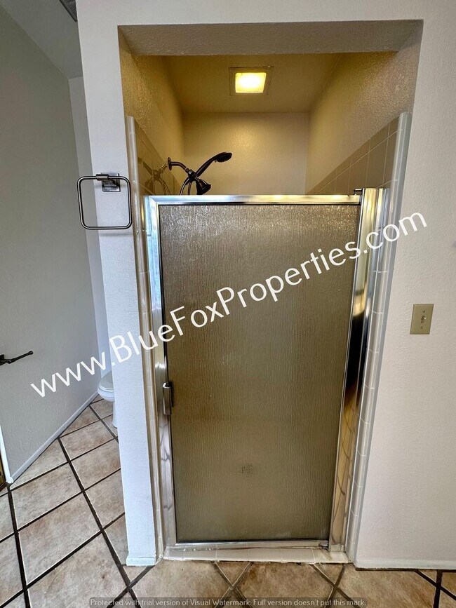 Building Photo - 4891 W Condor Dr