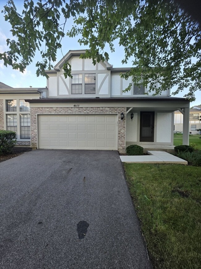 Building Photo - 4601 Olmstead Dr