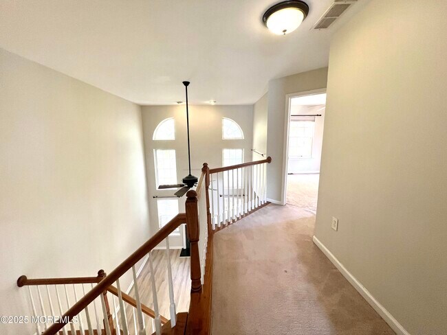 Building Photo - 21 Durant Ave