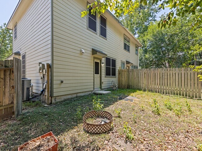Building Photo - 151 N Burberry Park Cir