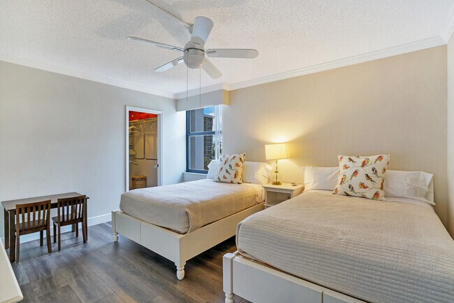 Building Photo - 4748 S Ocean Blvd