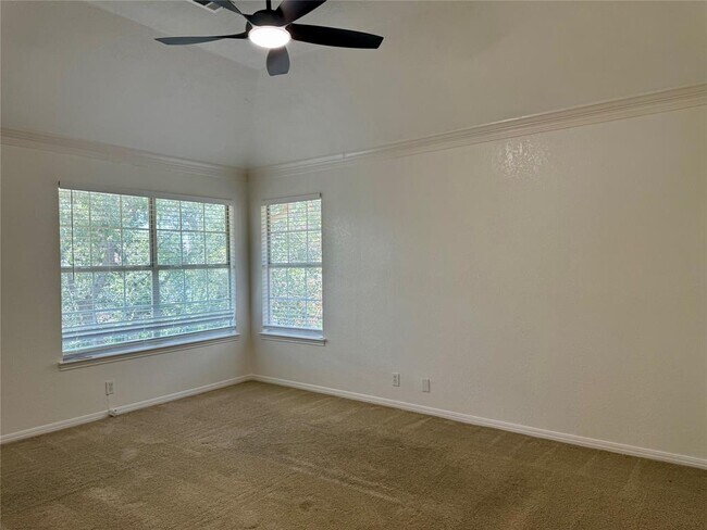 Building Photo - 11112 Marden Ln