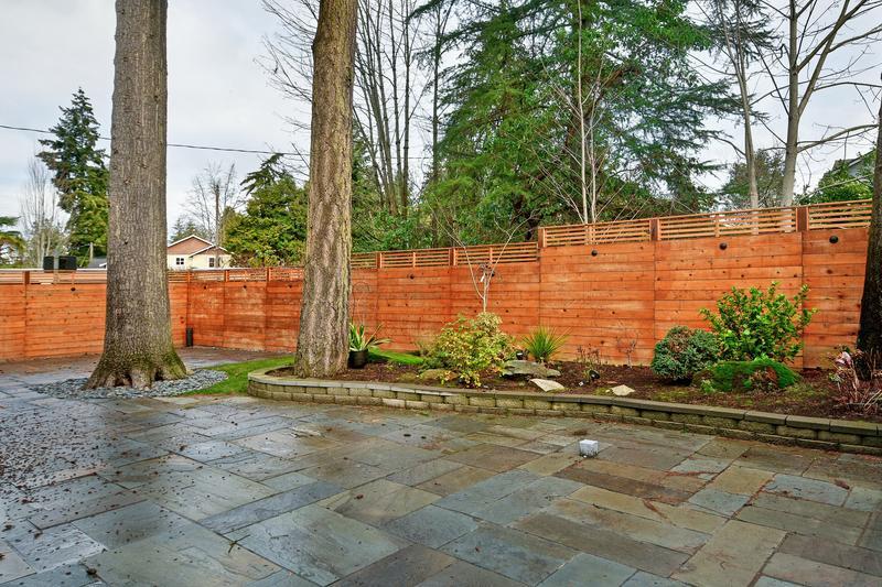 Building Photo - 12206 Densmore Ave N