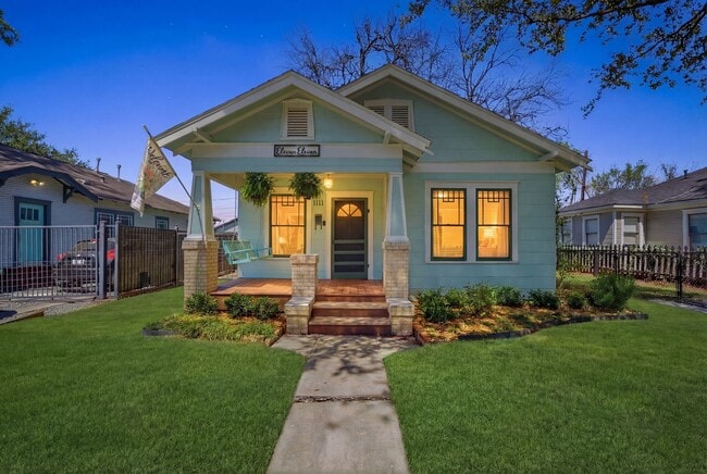 Building Photo - 1111 Winston St