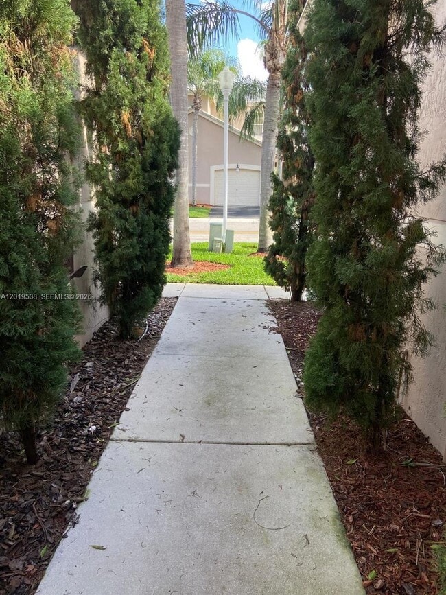 Building Photo - 2041 Pompeii Ct