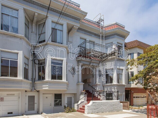 Building Photo - 759 6th Ave