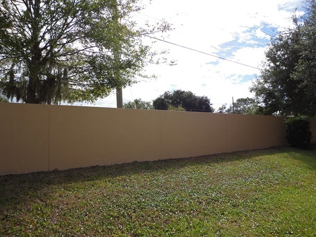 Building Photo - 12906 Cattail Shore Ln