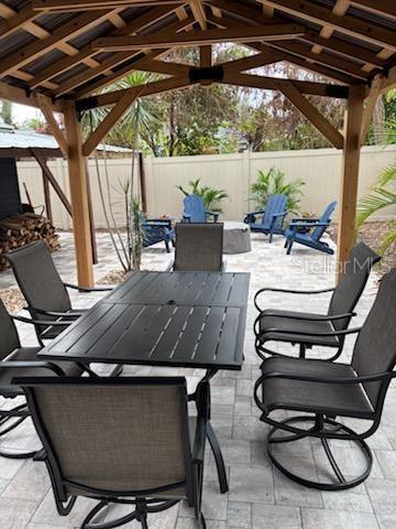 Building Photo - 525 Lexington St