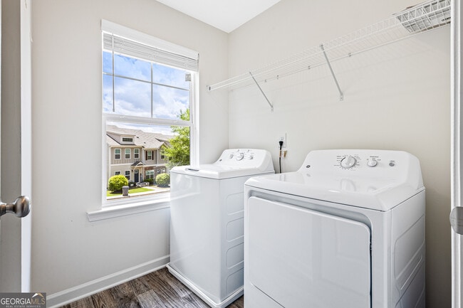 Building Photo - 776 Crestwell Cir