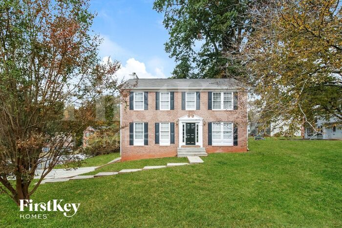 Primary Photo - 1877 Wedgewood Dr