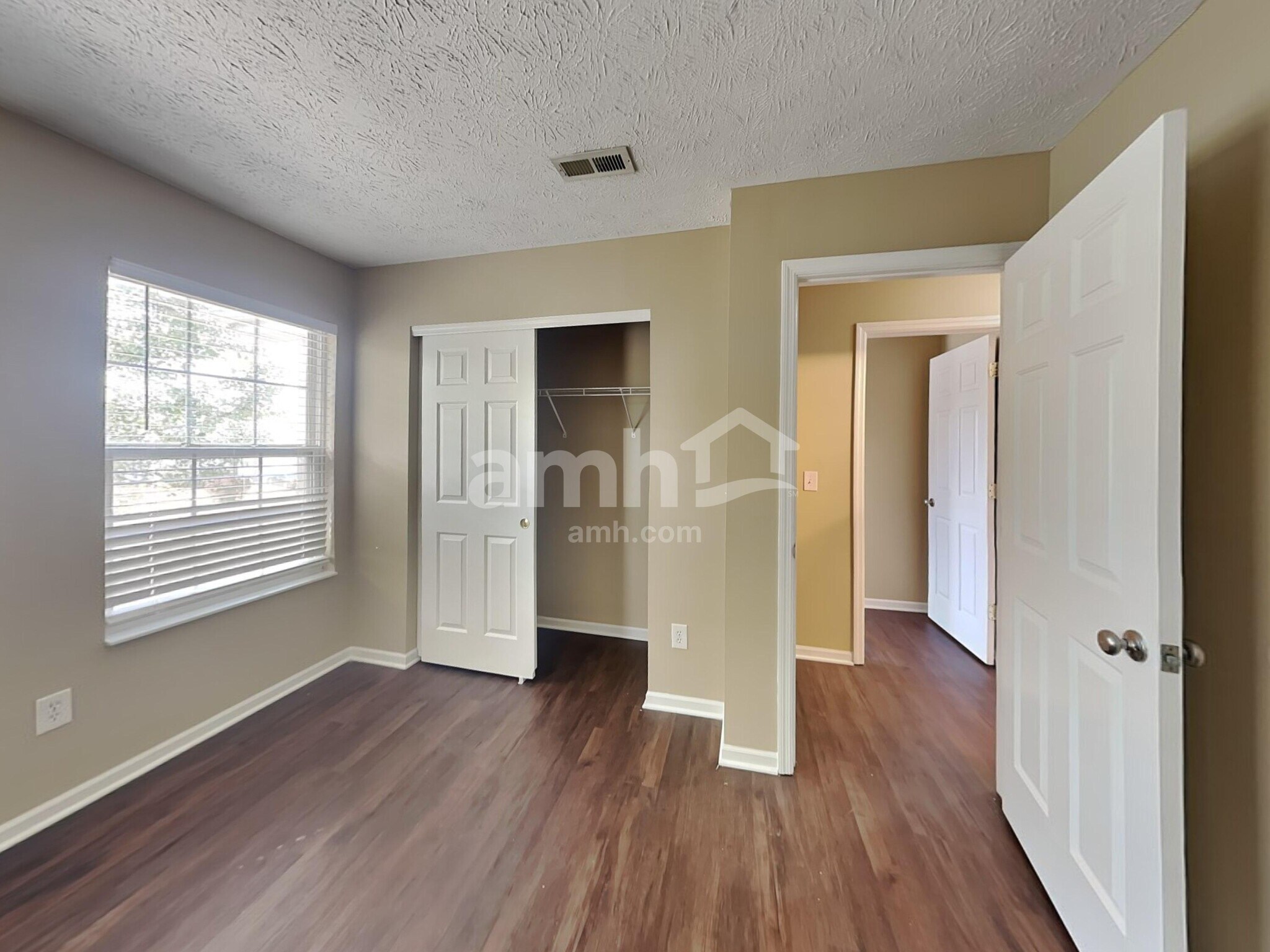 Building Photo - 4150 Loyala Chase Ln
