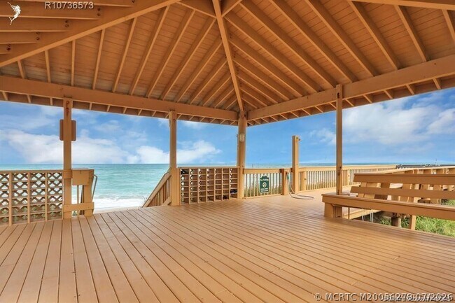 Building Photo - 10600 S Ocean Dr