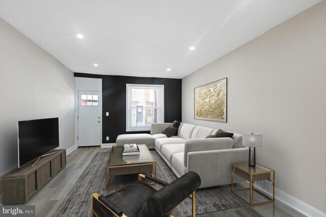 Building Photo - 2336 Pierce St