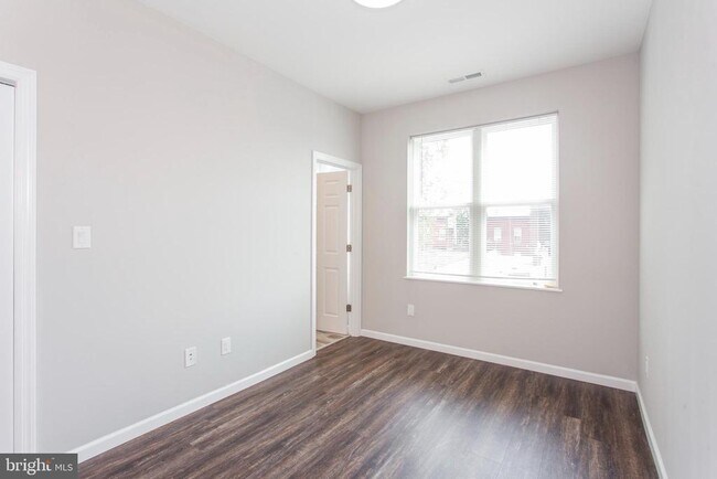 Building Photo - 1917 N 7th St