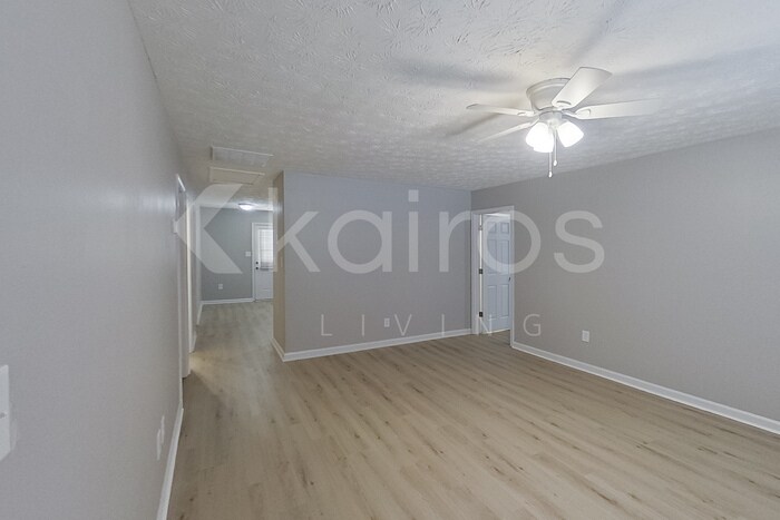 Building Photo - 341 Canada Ct