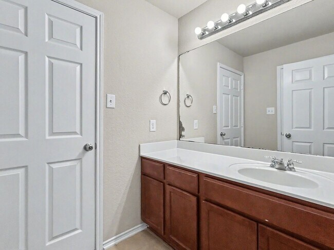 Building Photo - 10406 Boland Bend