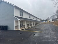 Building Photo - 628 KY-716