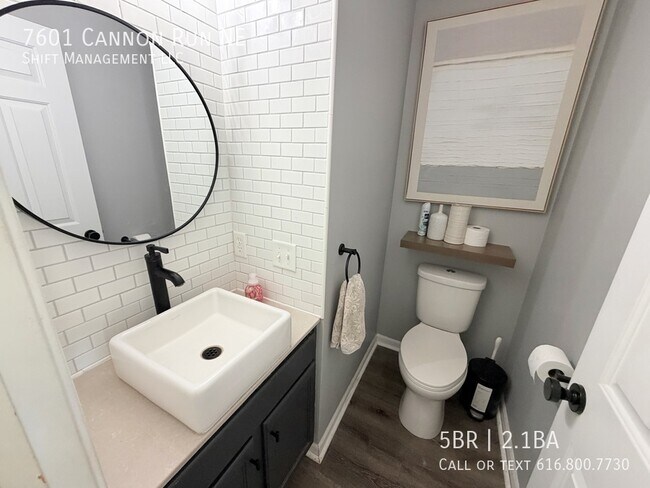 Building Photo - 7601 Cannon Run Dr NE