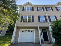 Building Photo - 14 Woodside Dr
