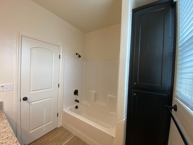 Building Photo - Ashton Park home coming soon!
