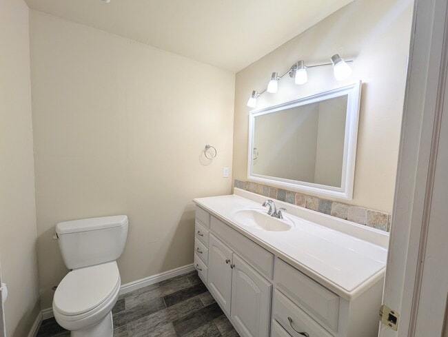 Building Photo - 3373 Canyon Meadow Dr