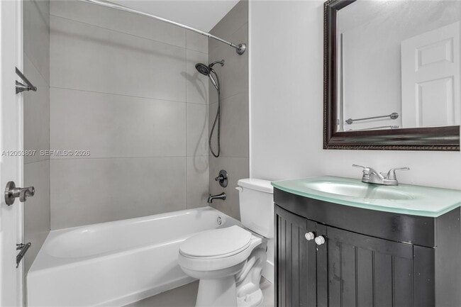 Building Photo - 7463 SW 164th Ave
